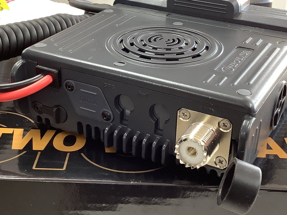 Wouxun KG-M70 TX/RX 136-174Mhz 2M & 400-480Mhz 70cm