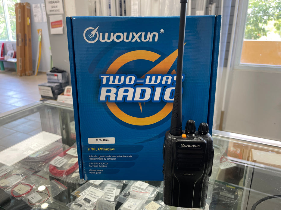 Wouxun KG-833V